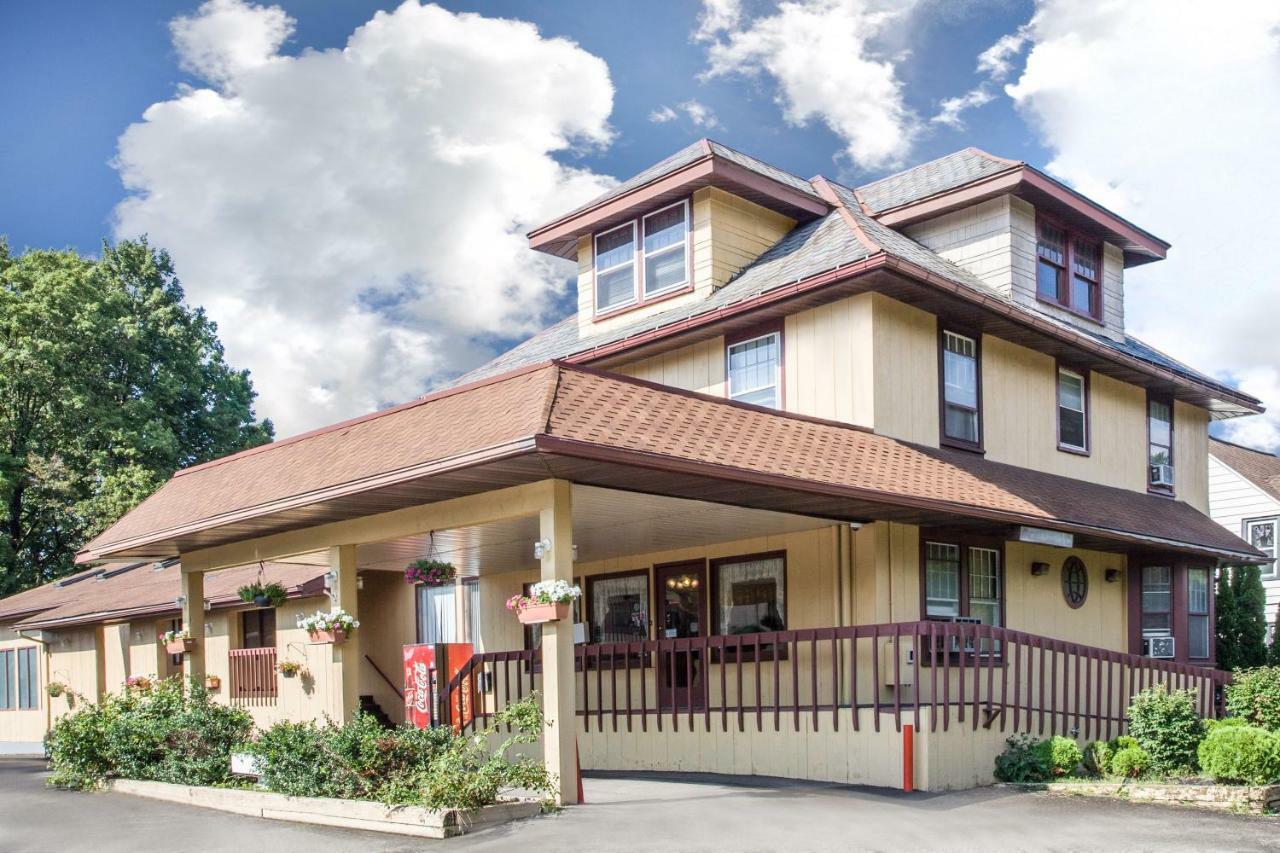 Knights Inn Endwell Zewnętrze zdjęcie